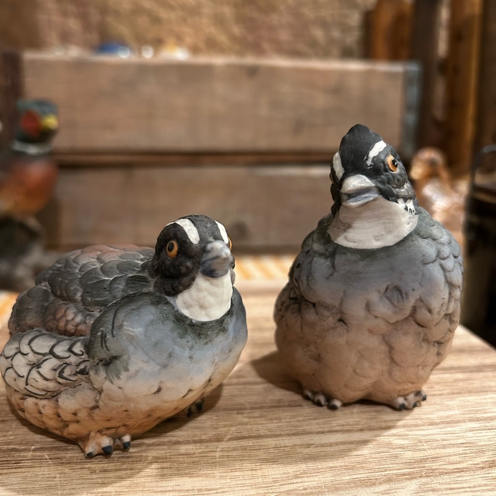 Horizons Hong Japan Pair of Ceramic California Quail. 3.6” & 2.6” Tall